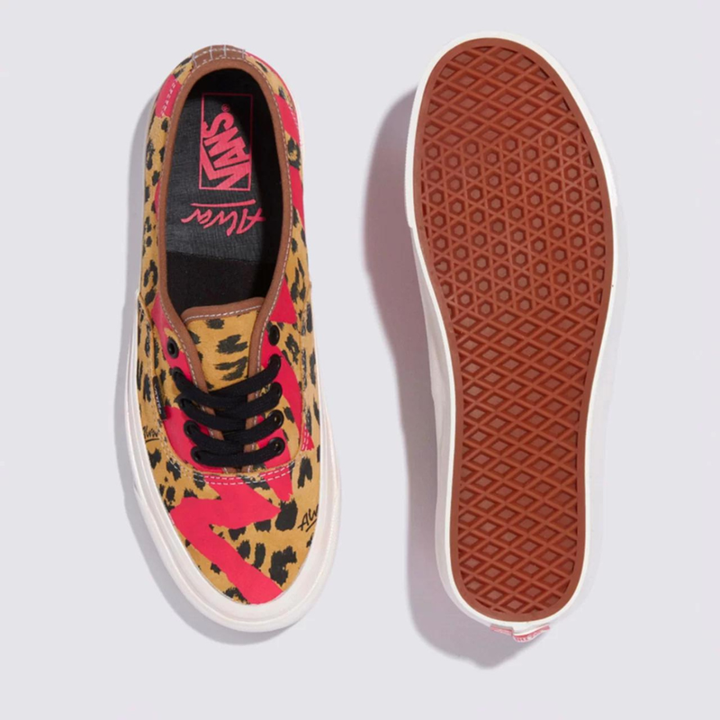 Tênis Vans Authentic 44 DX x Alva Skates Leopard Brownpink
