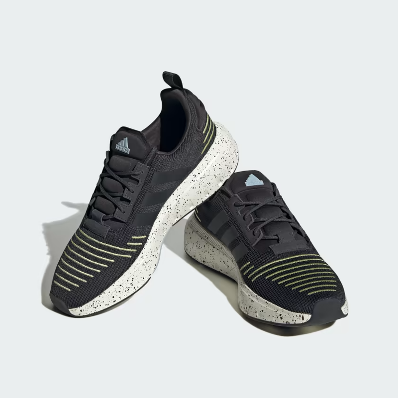 Tênis Adidas Switf Run 23