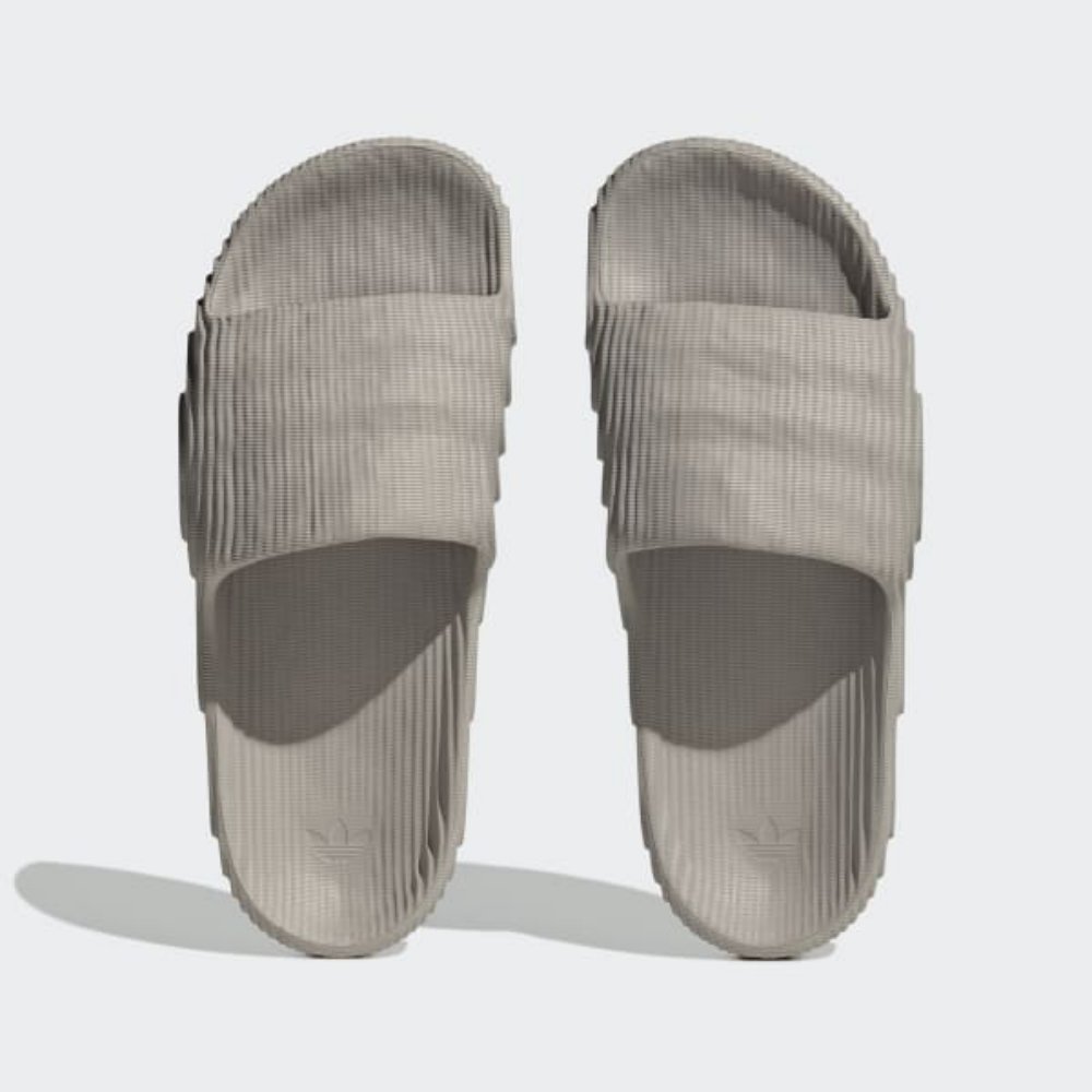 chinelo adidas adilette 22 cinza 3