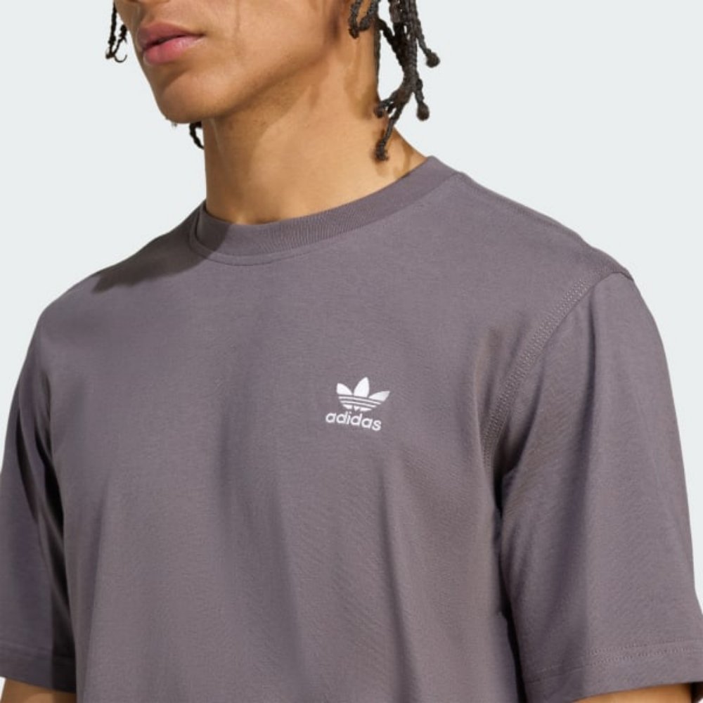 camiseta adidas trefoil essentials tee jv59363