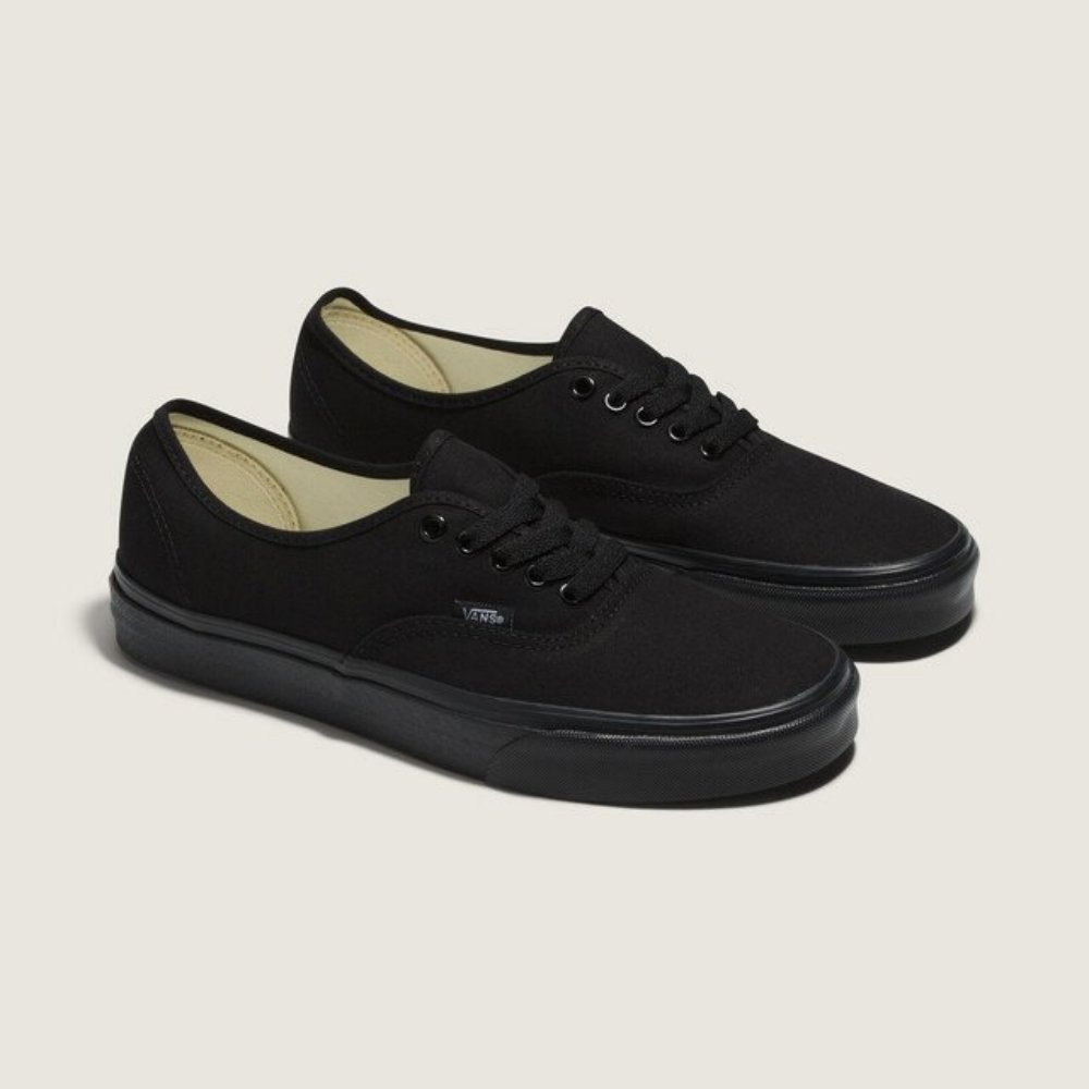 tenis vans authentic black black 02