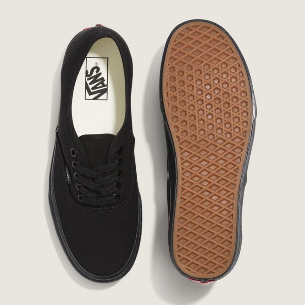 tenis vans authentic black black 03