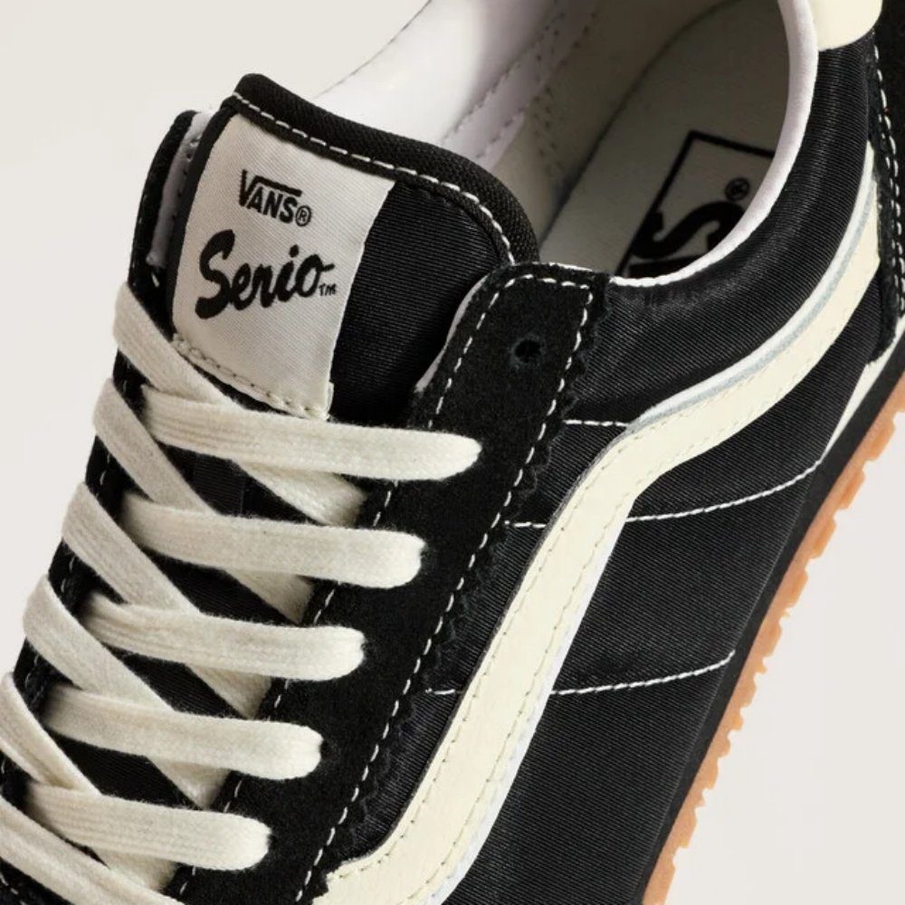 tenis vans super lowpro preto lateral