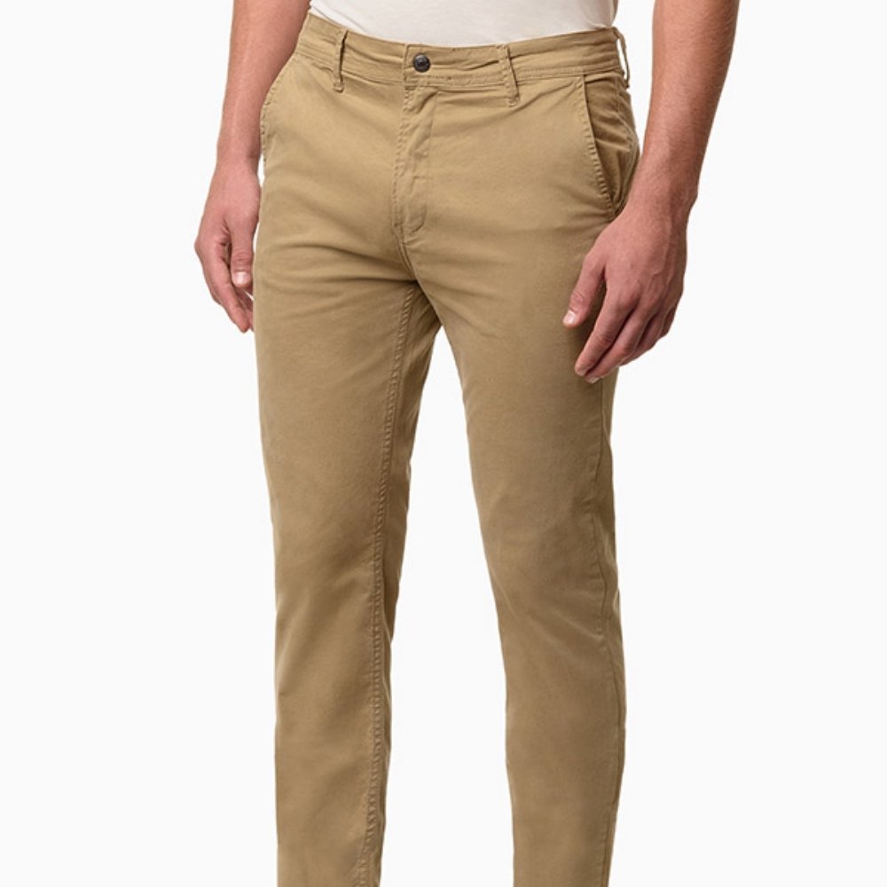 calca calvin klein chino skinny bege 1