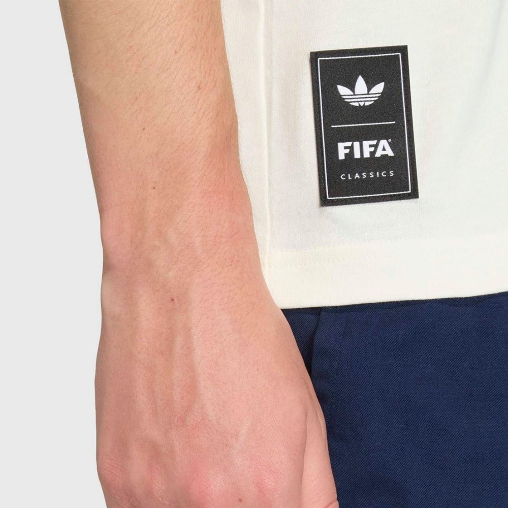 camiseta adidas originals flag gfx branco 3