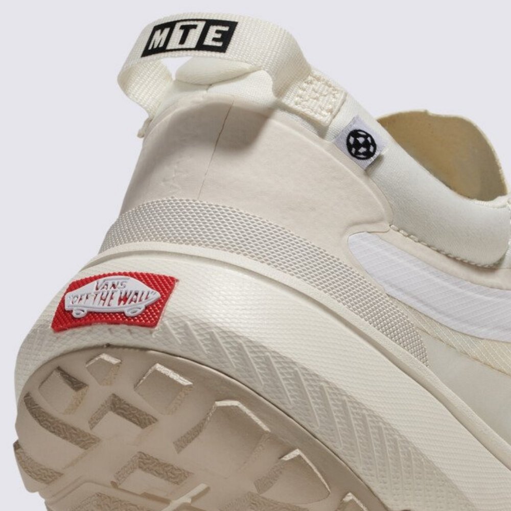 tenis vans crosspath mte marshmallow v1003550987