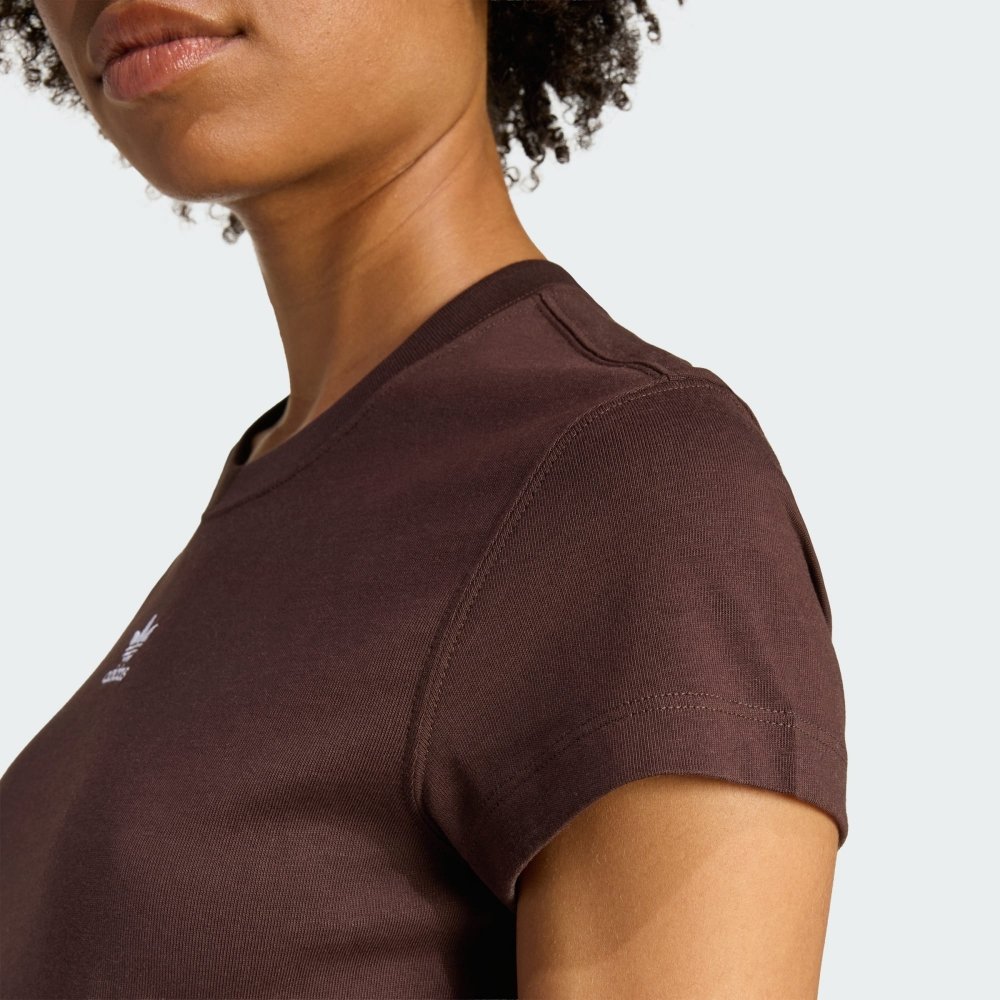 camiseta adidas essentials slim marrom 1