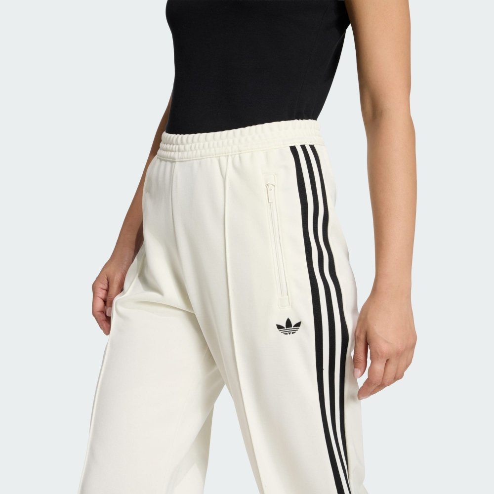 calca adidas classic off white 2